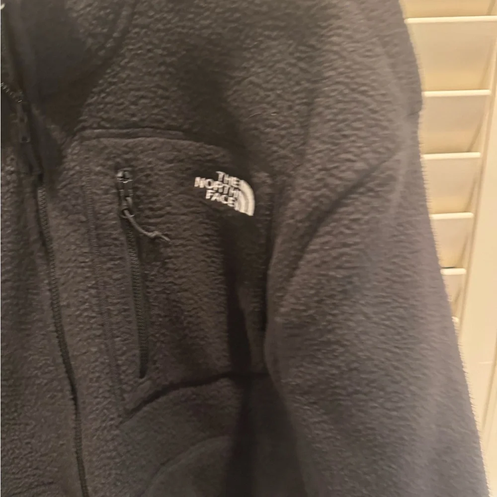 Black The North Face women’s fleece - Picture 2 of 3
